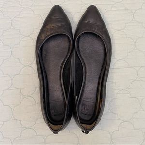 Frye Regina Pointed Toe Leather Flats — size 8.5